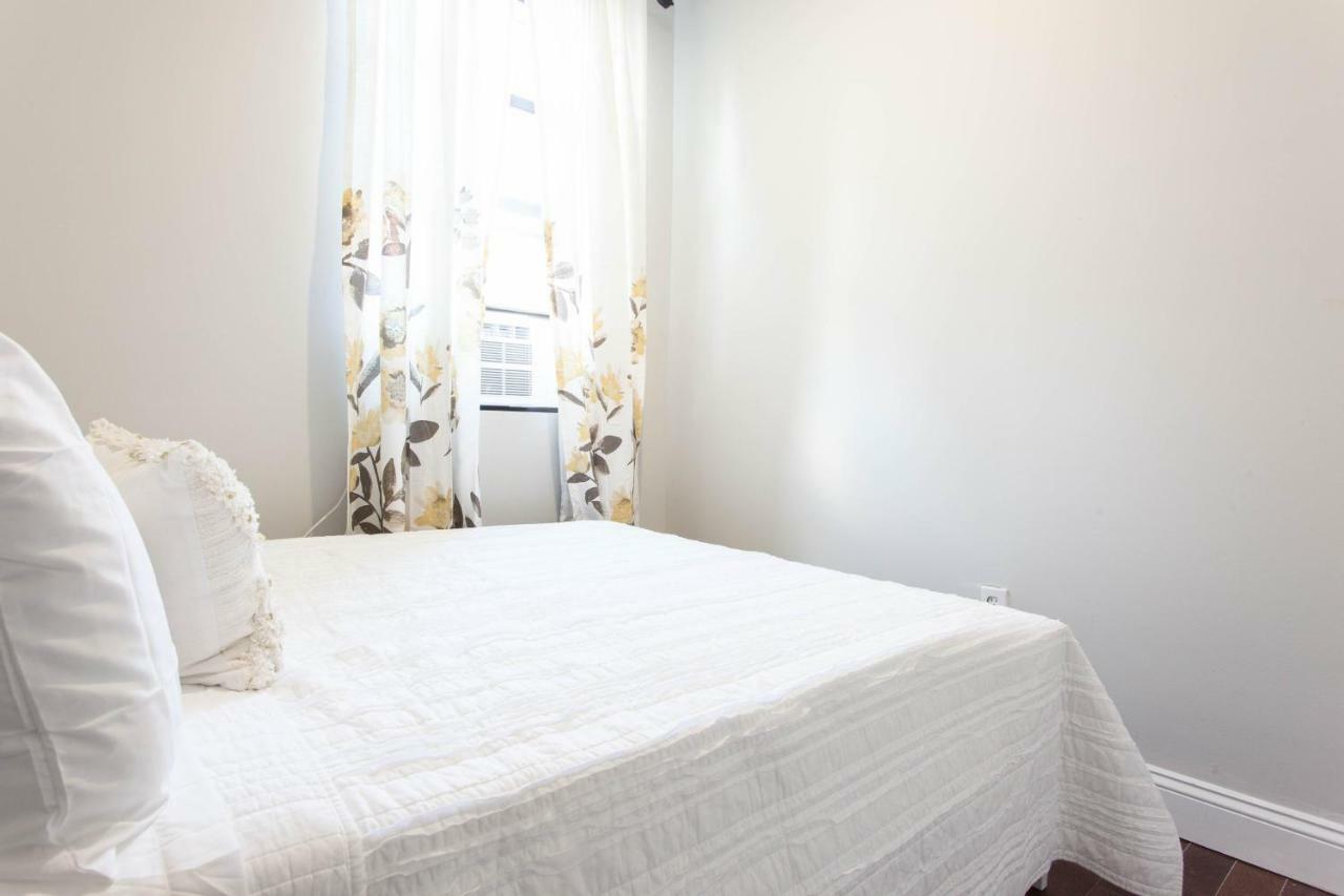 Private Bedroom In City