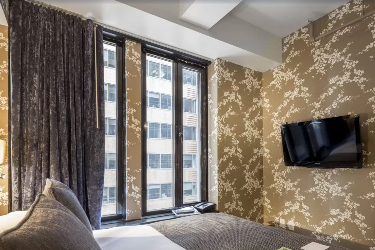 45 Times Square Hotel