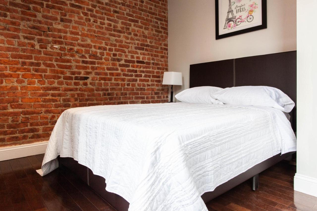 Private Bedroom In City Hostel *