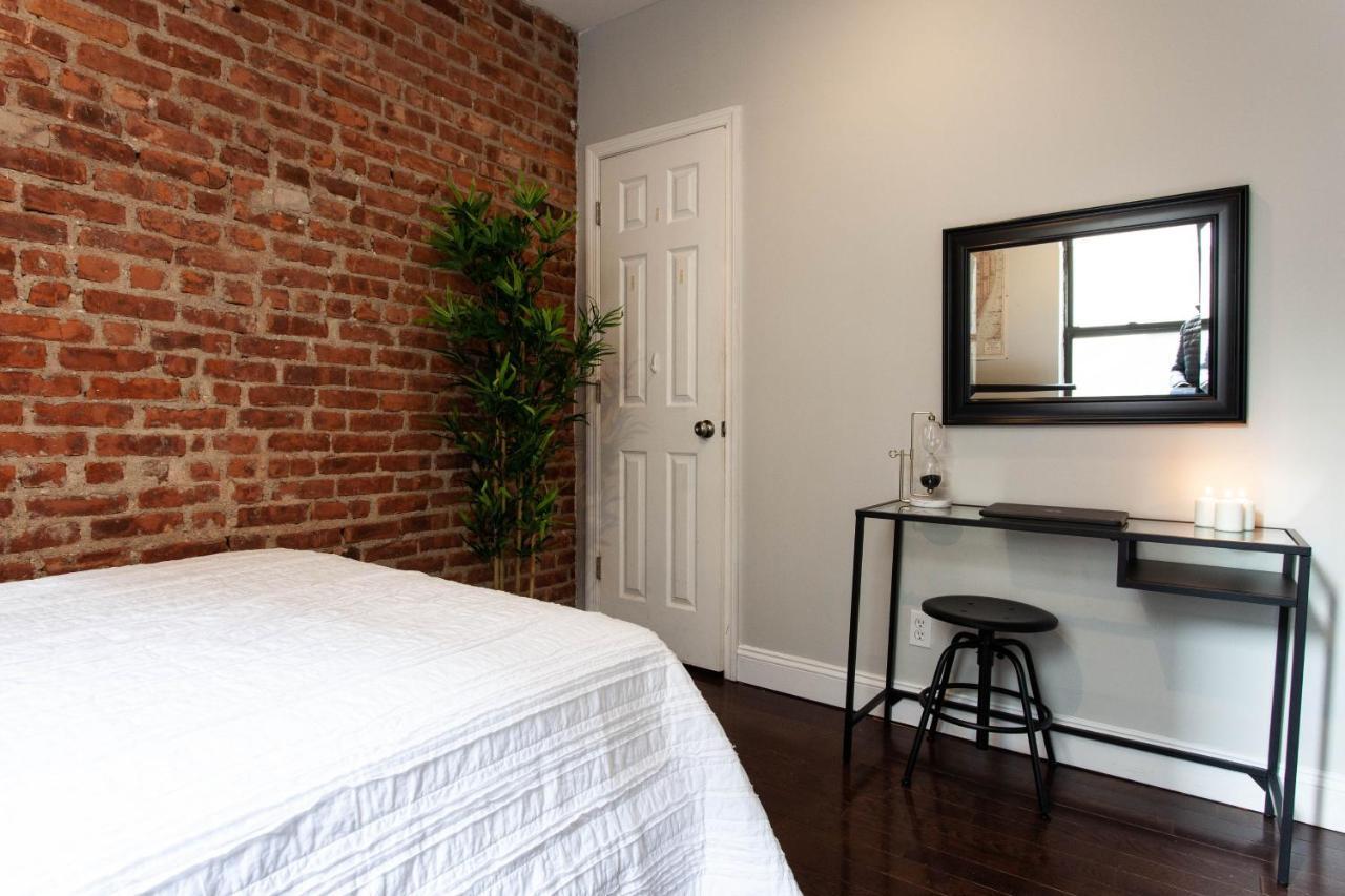 Private Bedroom In City