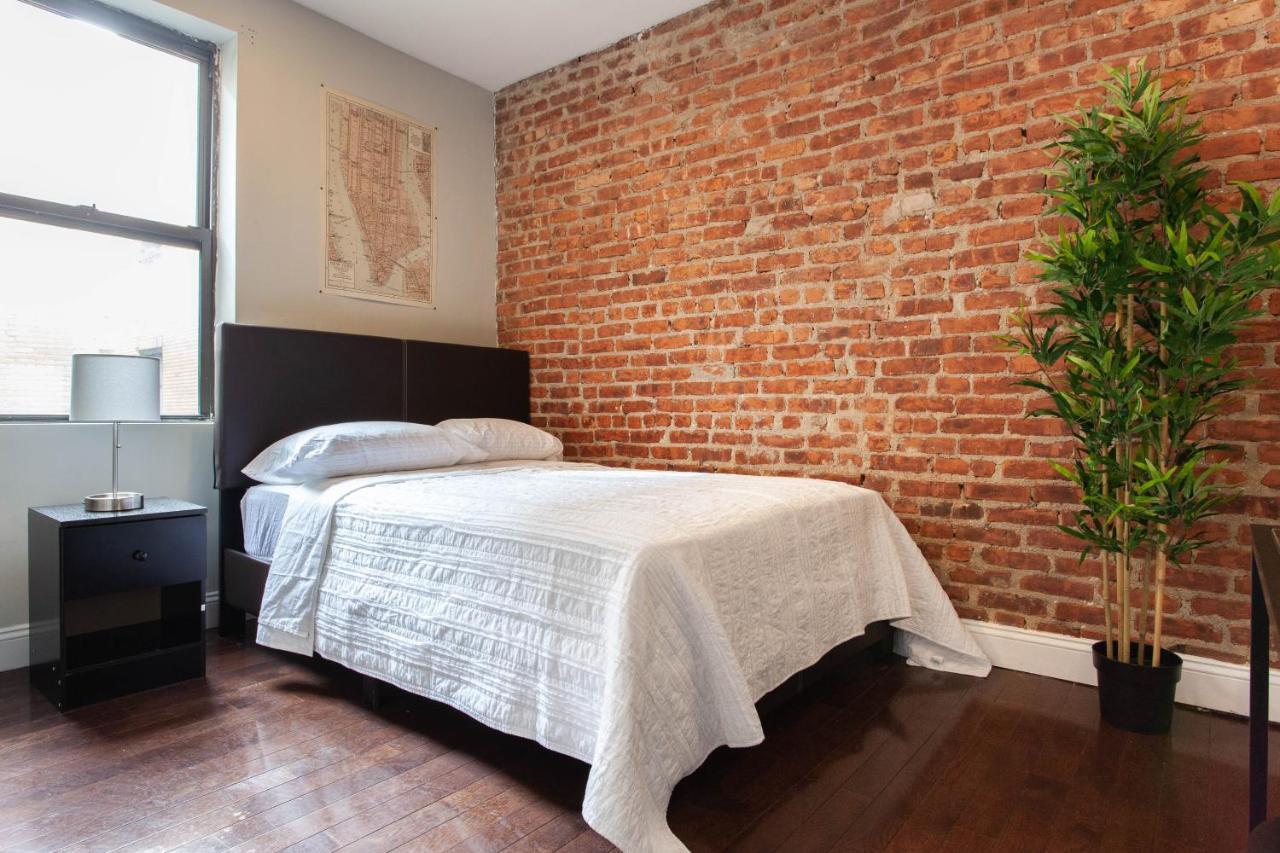 Private Bedroom In City