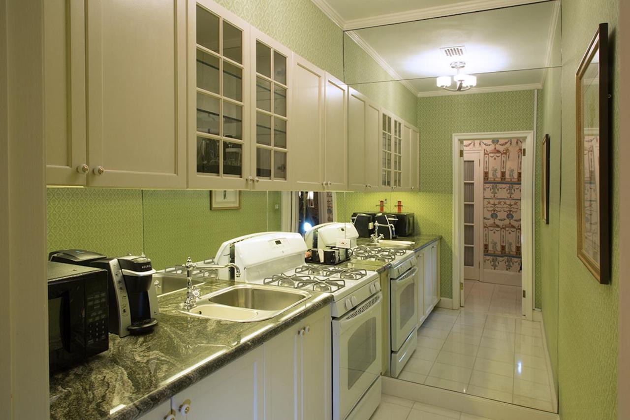 Hotel The Sherry Netherland