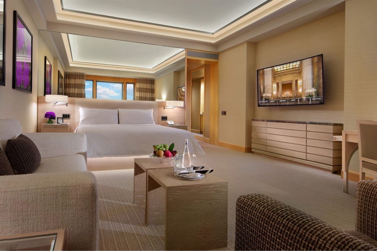 Four Seasons 5*