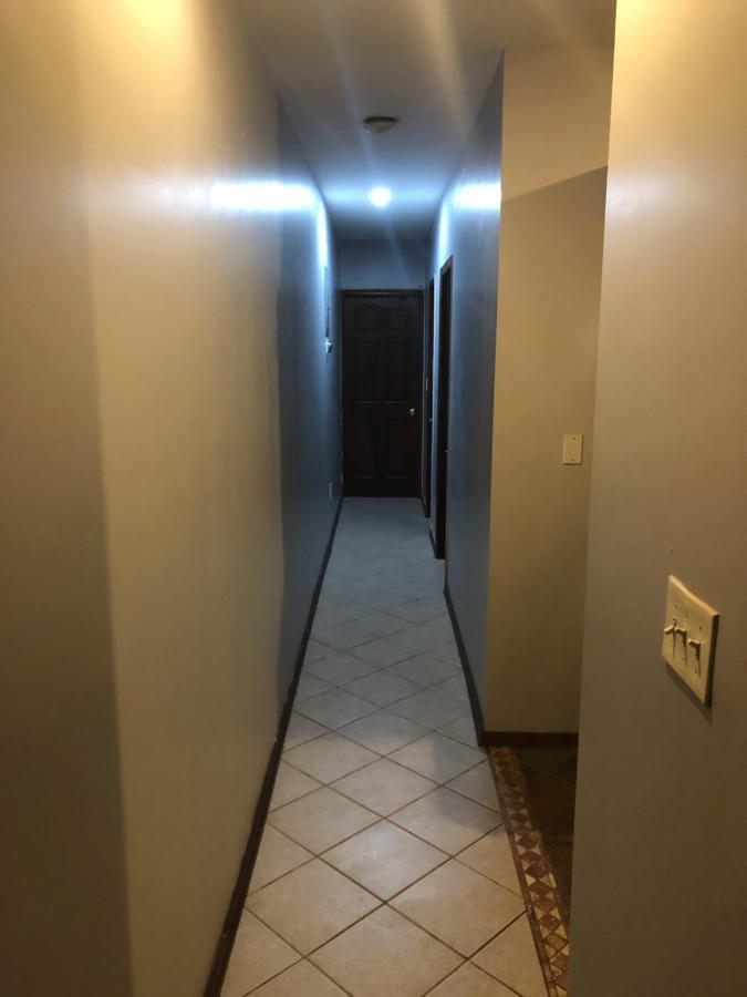 Brooklyn's Finest - Cozy 2 Bedroom Apartment *