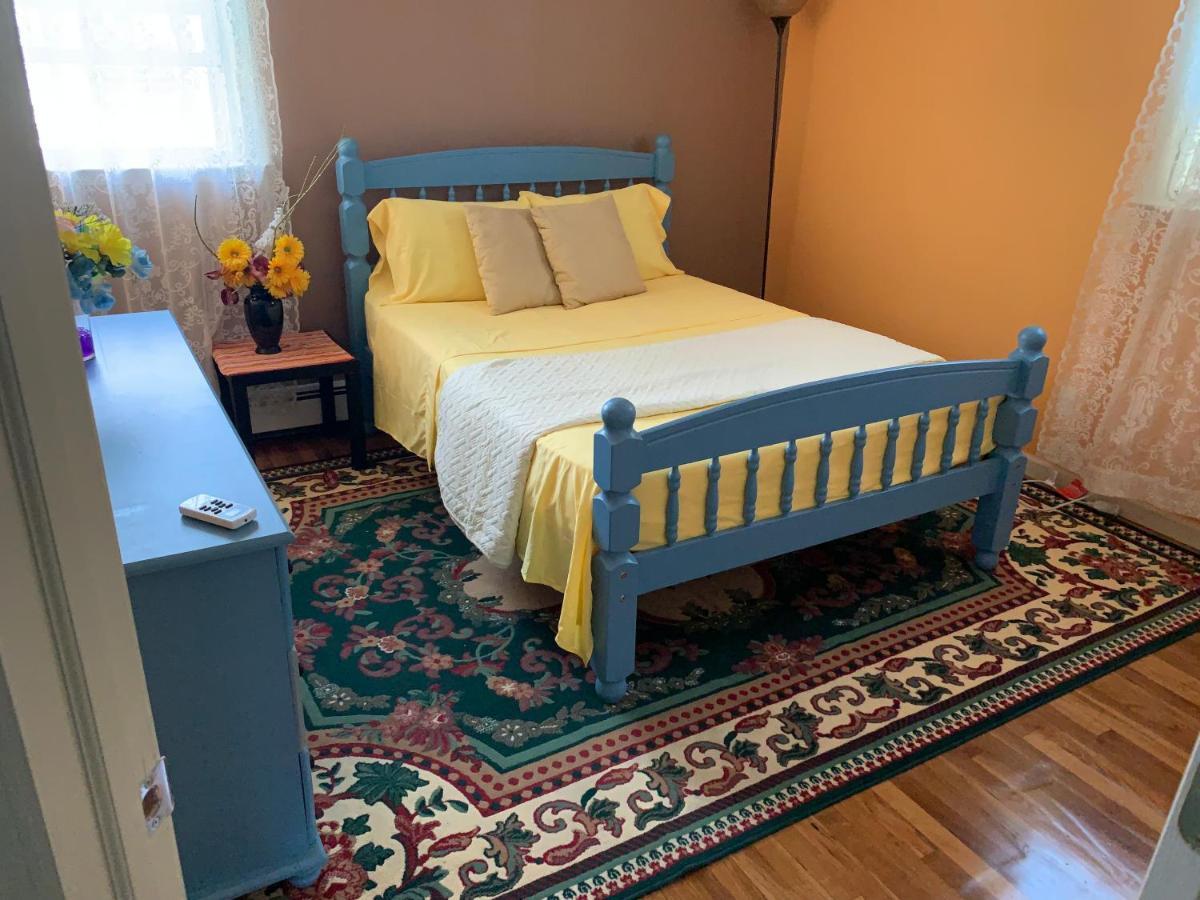 Privatunterkunft Beautiful Near Jfk And Close To Laguardia Airports *