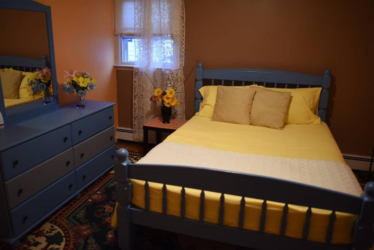 Beautiful Near Jfk And Close To Laguardia Airports Privatunterkunft *
