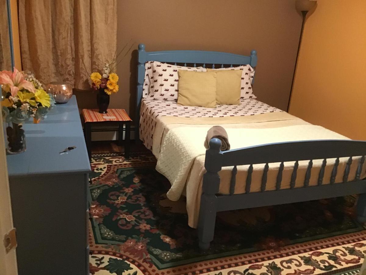 Beautiful Near Jfk And Close To Laguardia Airports Privatunterkunft *
